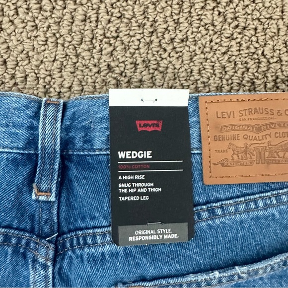Levi’s Wedgie jeans - Picture 5 of 5